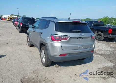 2018 Jeep Compass Sport 4X4 из США, поврежденный, VIN 3C4NJDAB4JT100231